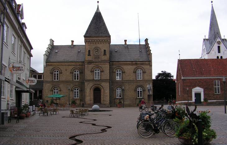 Velkommen til iværksættere i Varde Kommune Velkommen til iværksættere i Varde Kommune